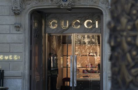 gucci business strategy|gucci marketing strategies.